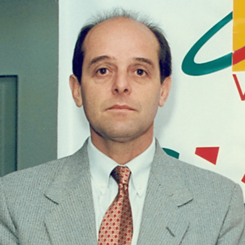 12 | JOSÉ HENRIQUE DE SOUZA DAMIANI 1997-1999